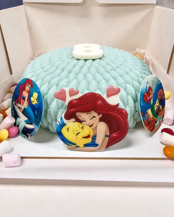 Daužomas tortas Undinėlė