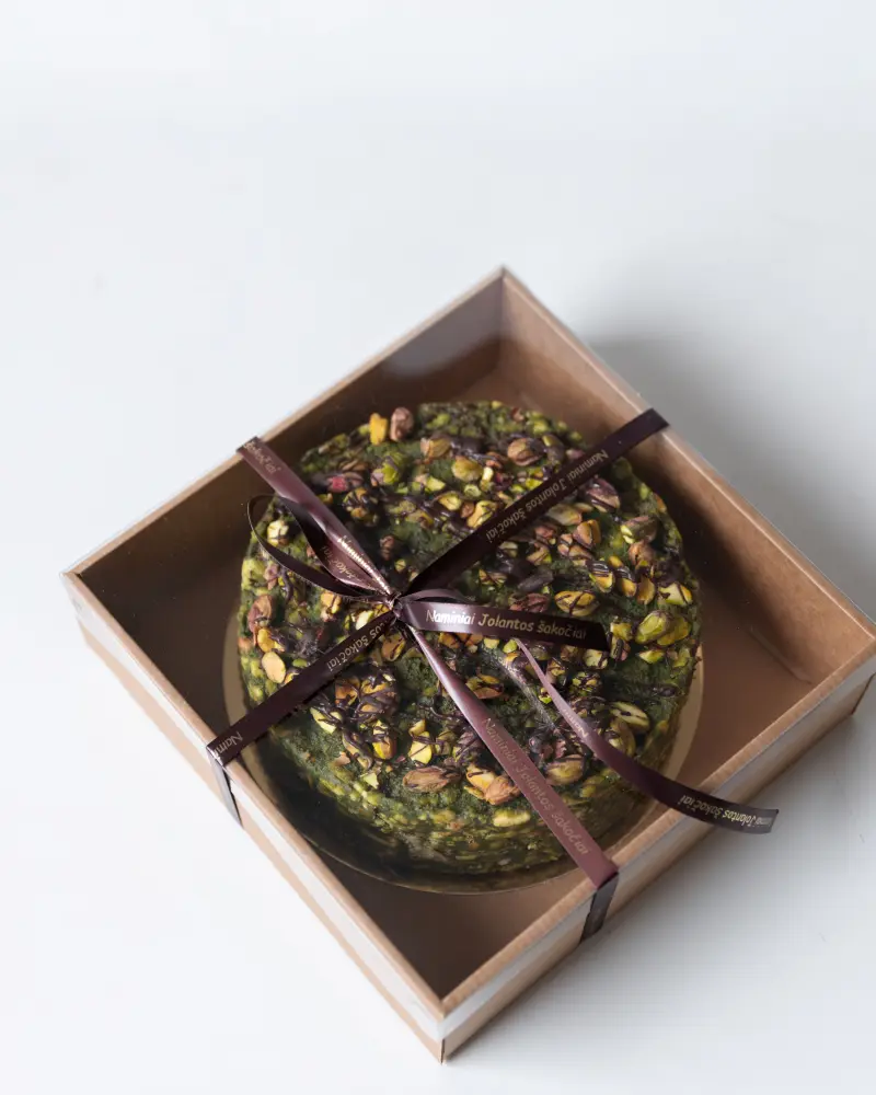 Matcha šakočio tinginio tortas